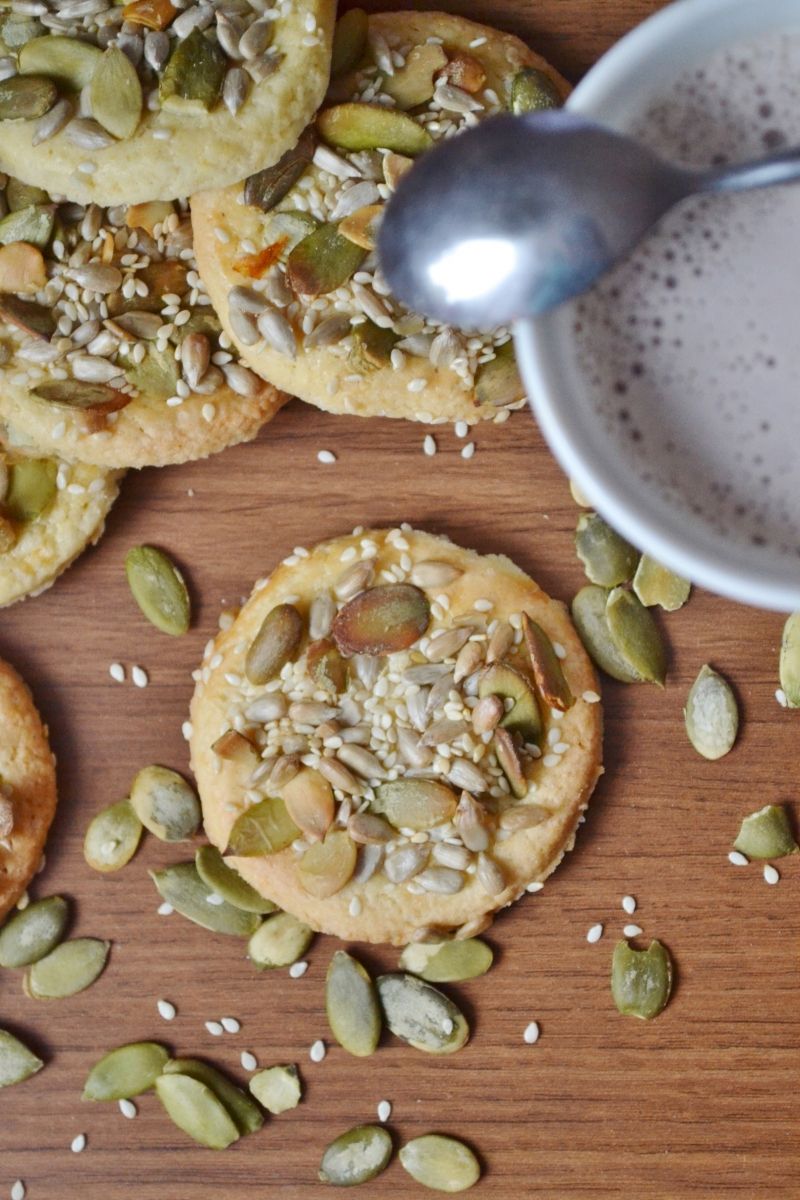 Ciastka z pestkami dyni i słonecznika 