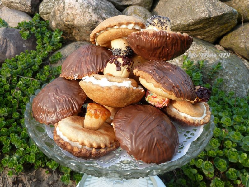 Ciastka/babeczki "grzybki"  Ciastka/babeczki "grzybki"