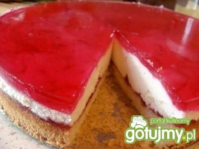 Ciasto advocatowe z truskawkami Ciasto advocatowe z truskawkami