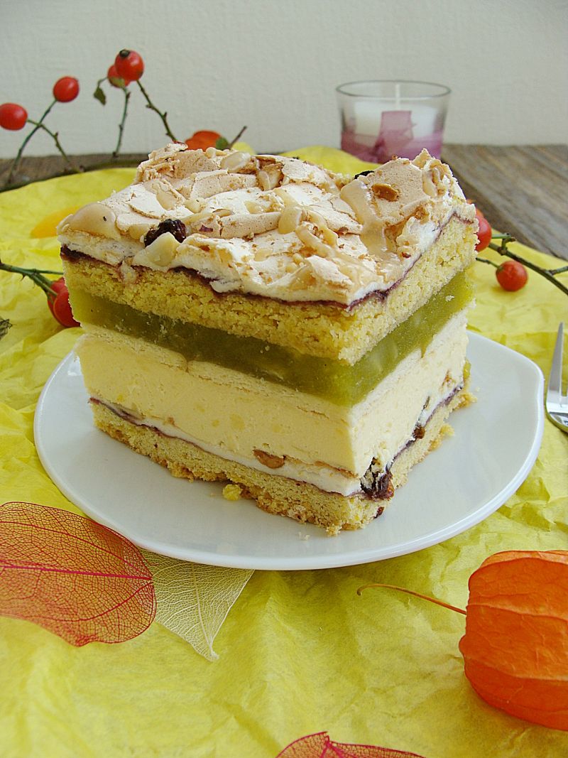 Ciasto bakaliowe z kremem i masą jabłkową