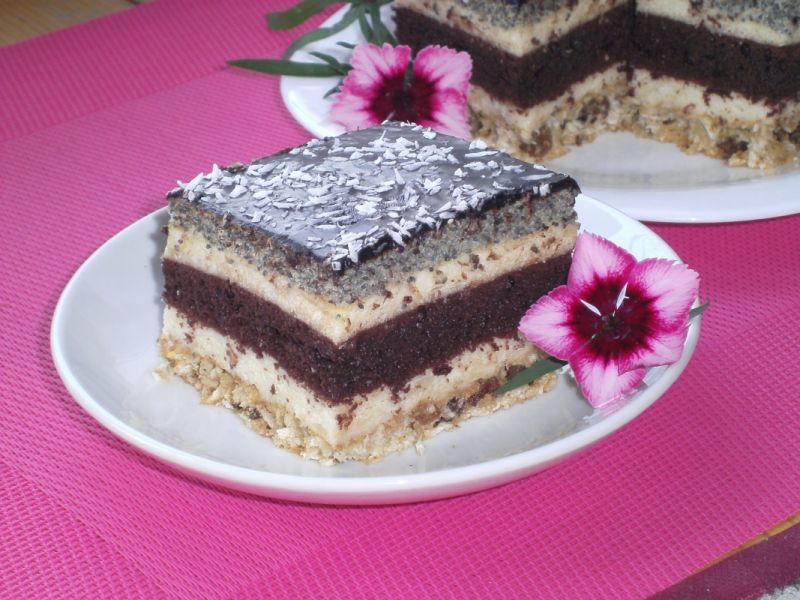 Ciasto bakaliowe z kremem rumowym