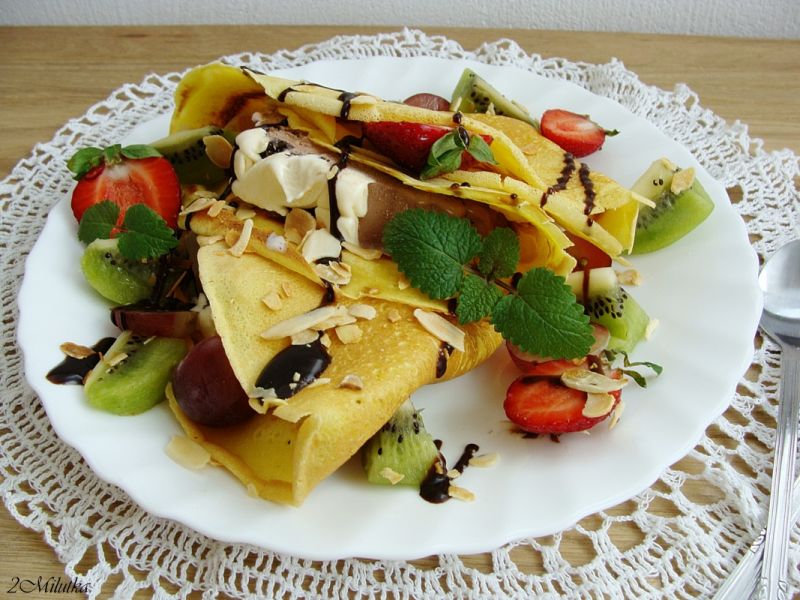 Ciasto bambino-deser z lodami Ciasto bambino-deser z lodami