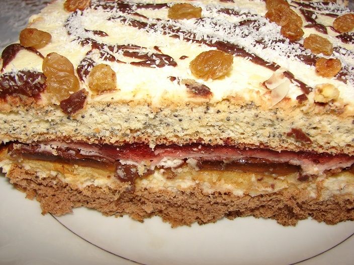 Ciasto biszkoptowe z delicjami