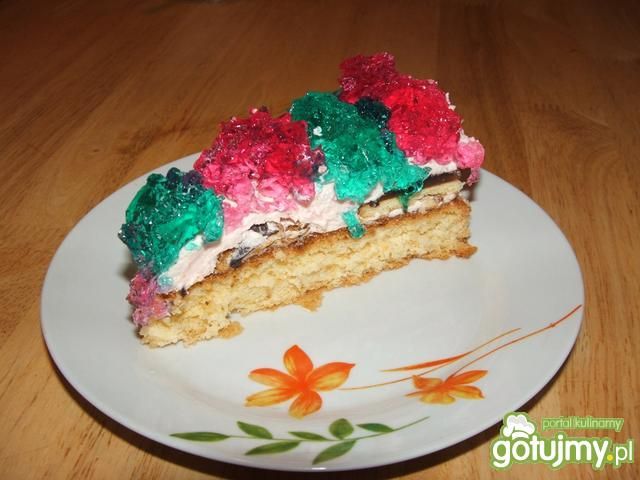 Ciasto biszkoptowe z dodatkiem galaretek