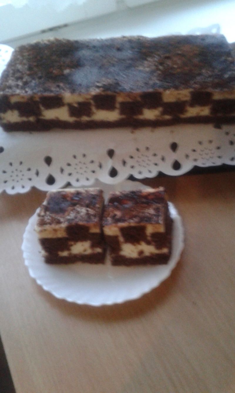 Ciasto biszkoptowe z kremem. Ciasto biszkoptowe z kremem.