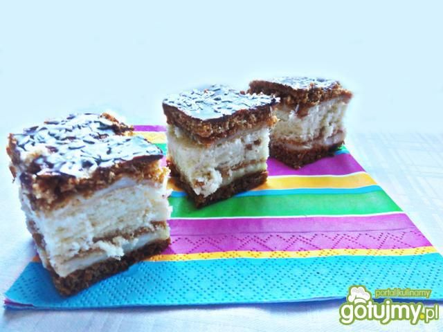 Ciasto biszoptowo- piernikowe z masą Ciasto biszoptowo- piernikowe z masą