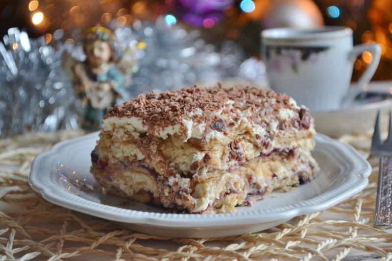 Ciasto chałwowe na zimno