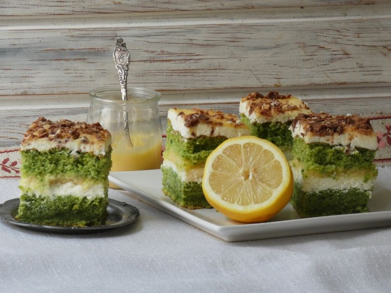 Ciasto cytrynowo-szpinakowe