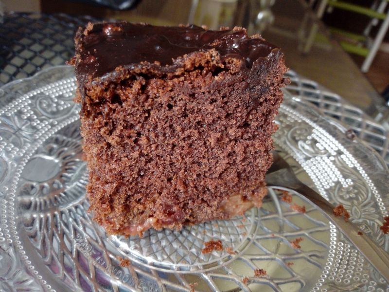 Ciasto czekoladowe z czereśniami Ciasto czekoladowe z czereśniami