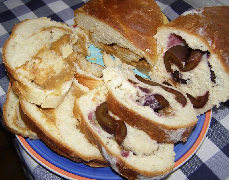 Ciasto drożdżowe a`la chałka Ciasto drożdżowe a`la chałka
