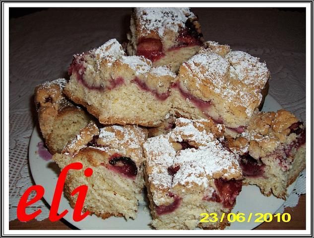 Ciasto drożdżowe Eli z truskawkami