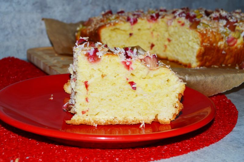Ciasto drożdżowe na jogurcie z rabarbarem Ciasto drożdżowe na jogurcie z rabarbarem