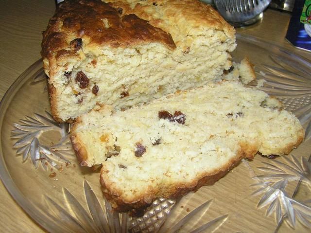 Ciasto drozdzowe z bakaliami Ciasto drozdzowe z bakaliami