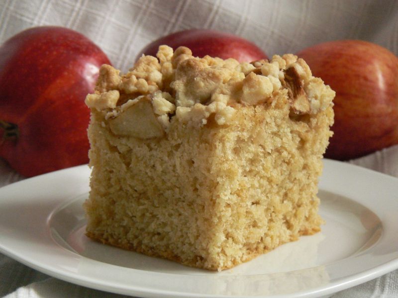 Ciasto drożdżowe z jabłkami