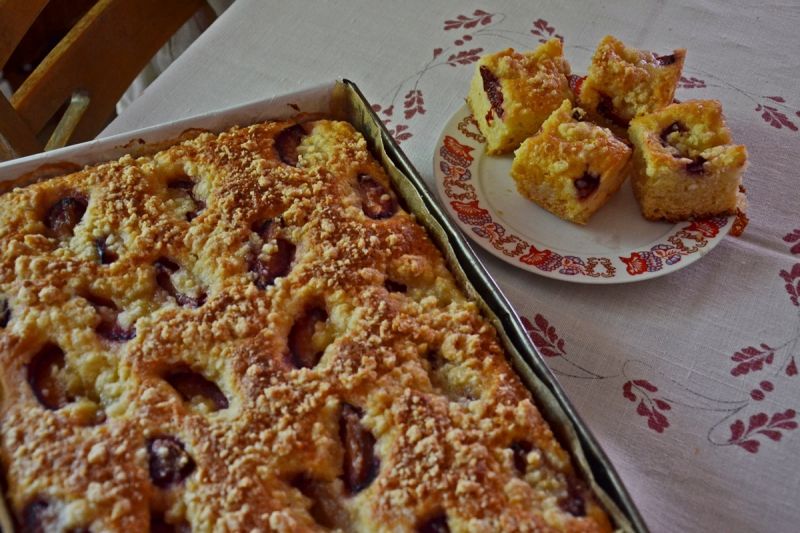 Ciasto drożdżowe z śliwkami Ciasto drożdżowe z śliwkami