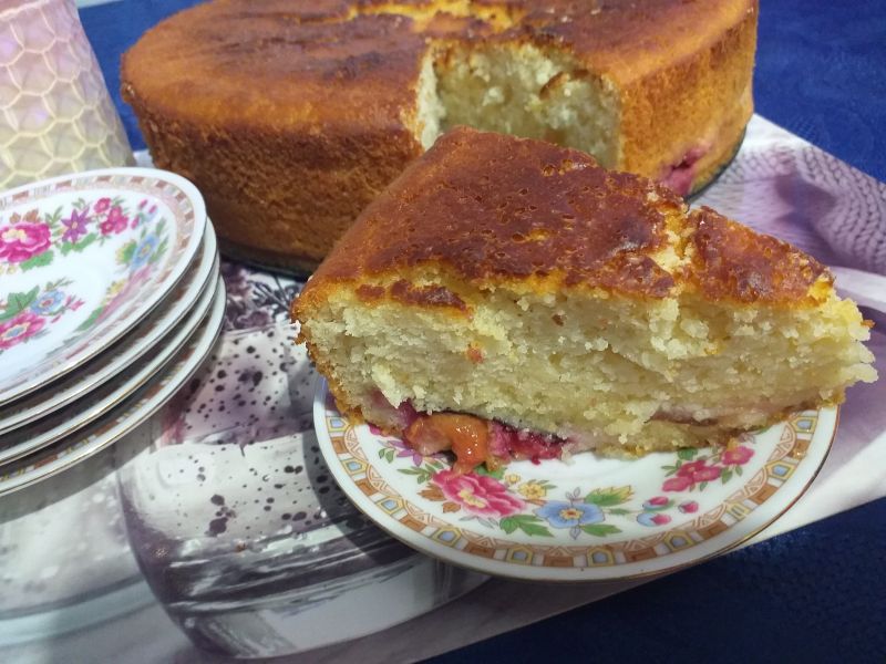 Ciasto drożdżowe ze śliwkami