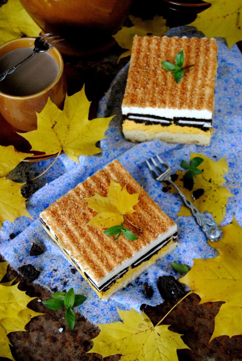 Ciasto dyniowe z oreo i śmietanką