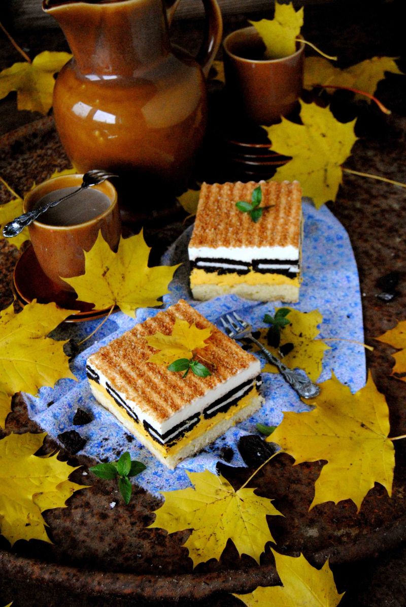 Ciasto dyniowe z oreo i śmietanką