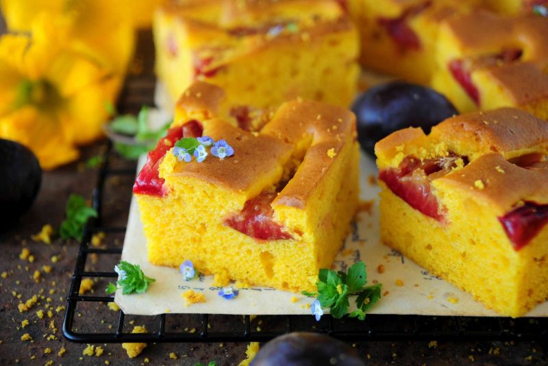 Ciasto dyniowo - śliwkowe 