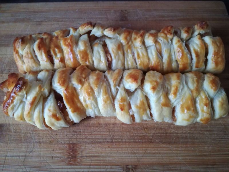 Ciasto francuskie z jabłkami