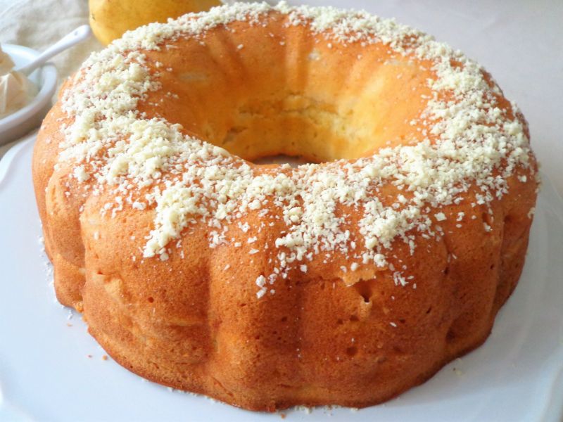 Ciasto gruszkowe z białą czekoladą i mascarpone Ciasto gruszkowe z białą czekoladą i mascarpone