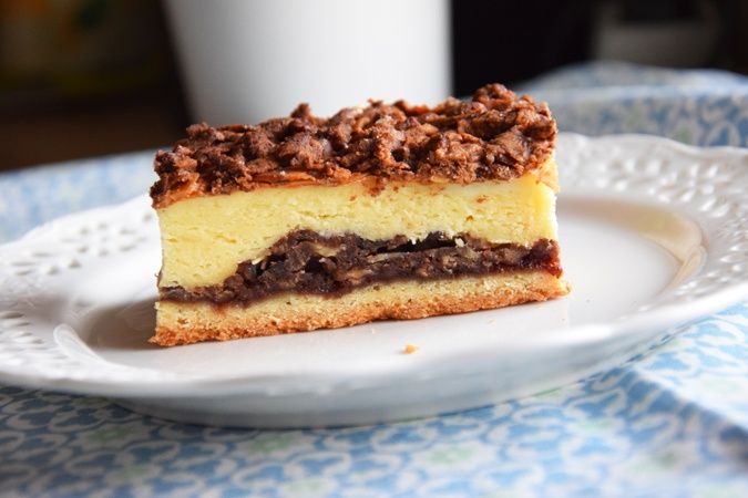 Ciasto harataniec z serem i migdałami