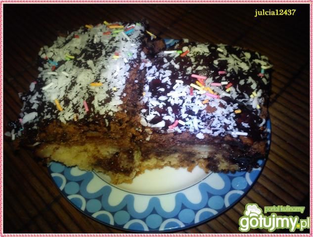 Ciasto jasno-ciemne z jabłkami i wiśnią