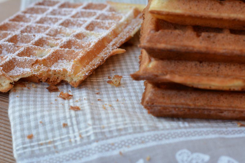 Ciasto jest dość rzadkie, ma pewną tendencję do wy Ciasto jest dość rzadkie, ma pewną tendencję do wy