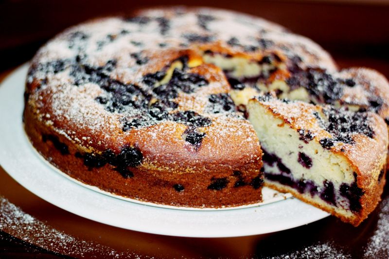 Ciasto jogurtowe z jagodami Ciasto jogurtowe z jagodami