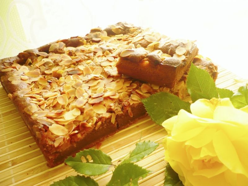 Ciasto jogurtowo-morelowe Ciasto jogurtowo-morelowe