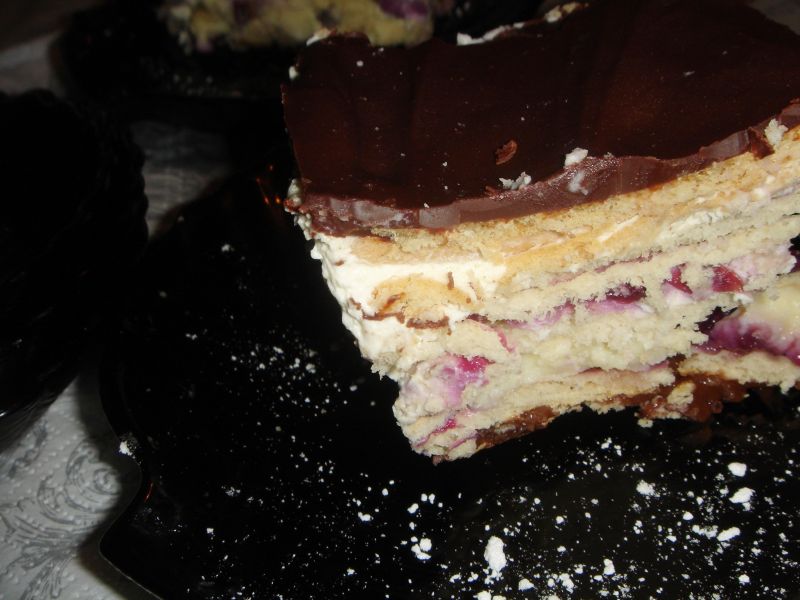 Ciasto "jubilat" bez pieczenia Ciasto "jubilat" bez pieczenia