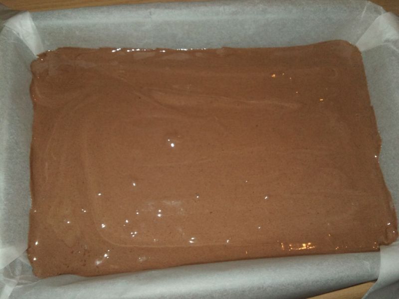 Ciasto kakaowe z kremem chałwowym