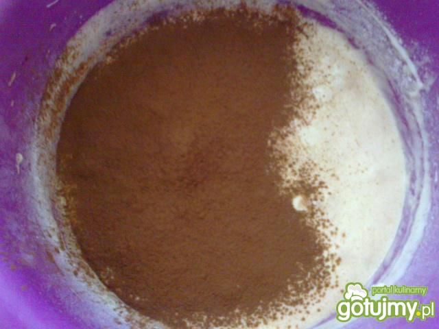 Ciasto kakaowe z masą mleczną