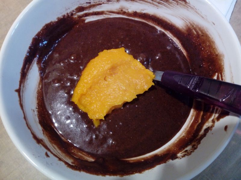 Ciasto kakaowo - orzechowo - dyniowe