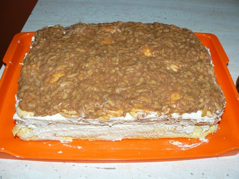 Ciasto Kawowe z Kokosem i Jabłkami