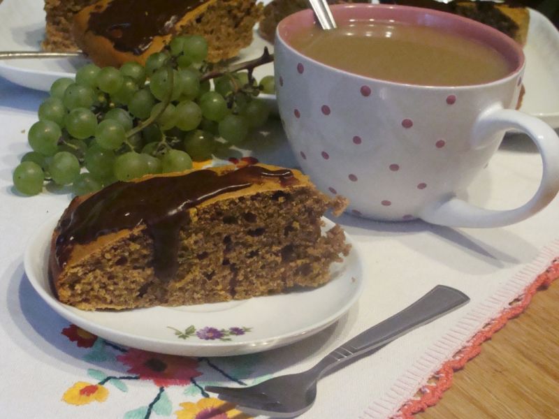 Ciasto kawowe z polewą czekoladową Ciasto kawowe z polewą czekoladową