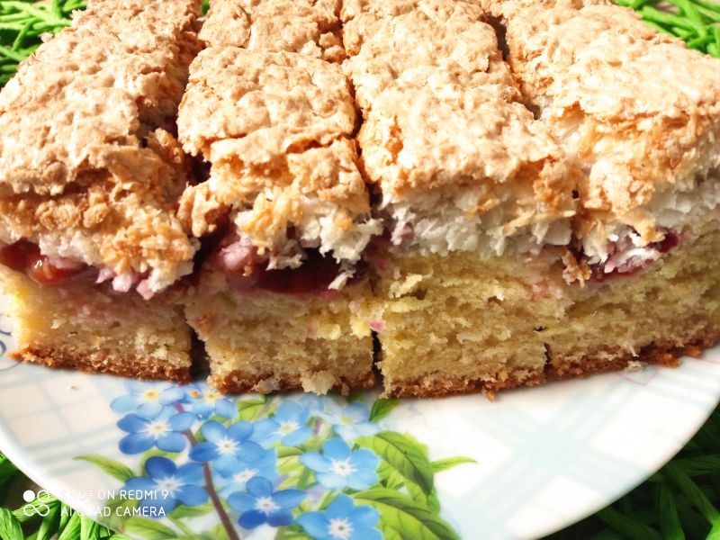 Ciasto kokosowe ze śliwkami Ciasto kokosowe ze śliwkami