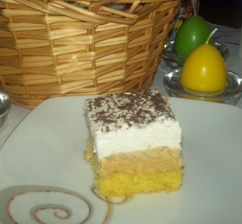 Ciasto krówka z bitą śmietaną