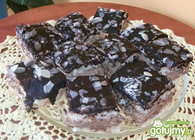 Ciasto krówkowe z migdałami