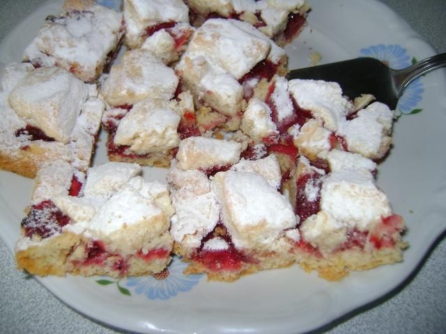 Ciasto kruche z truskawkami oraz kruszon Ciasto kruche z truskawkami oraz kruszon