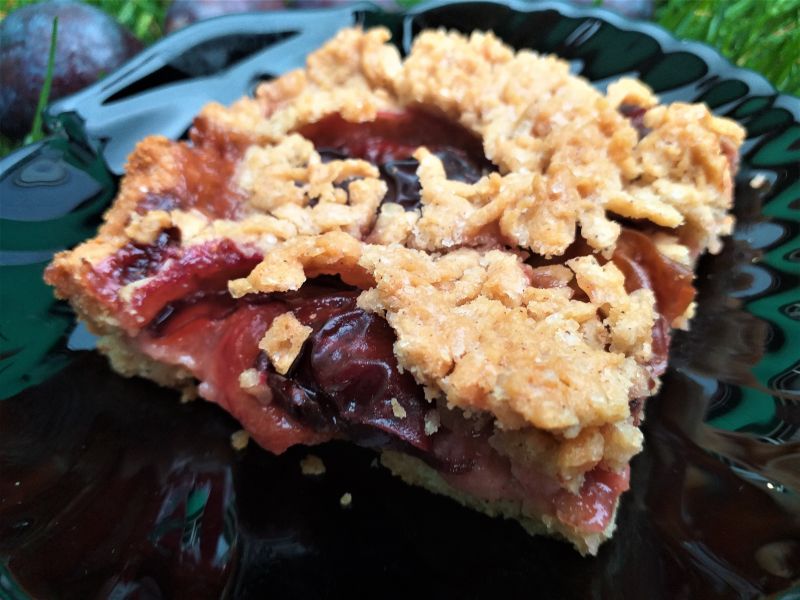 Ciasto kruche ze śliwkami Ciasto kruche ze śliwkami