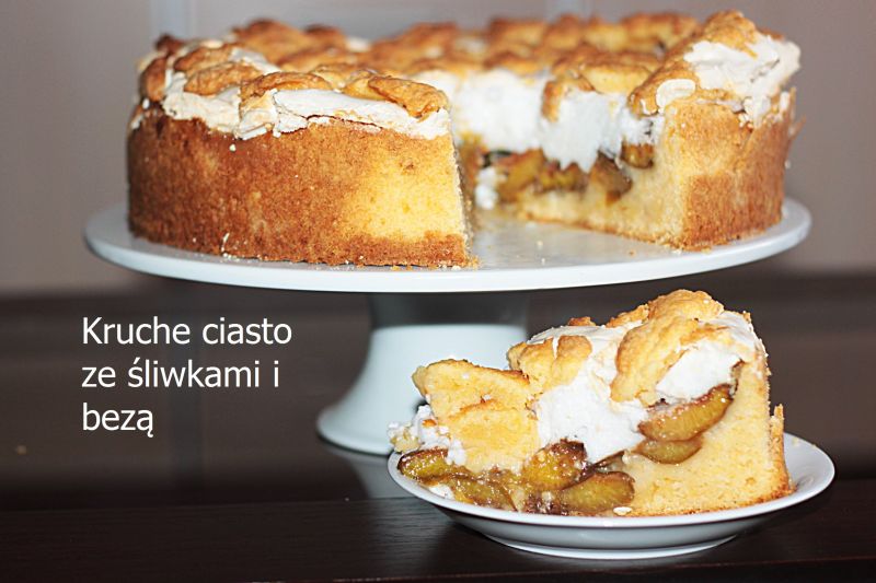 Ciasto kruche ze śliwkami i kruszonką Ciasto kruche ze śliwkami i kruszonką