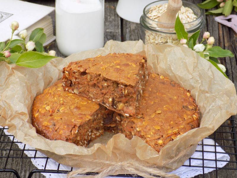 Ciasto marchewkowe z płatkami owsianymi