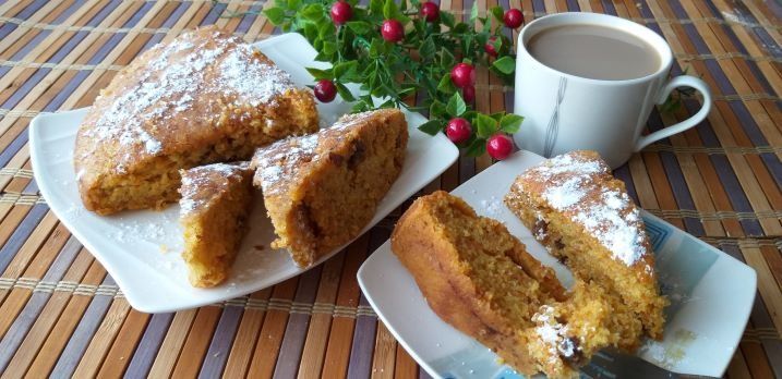 Ciasto marchewkowe z rodzynkami