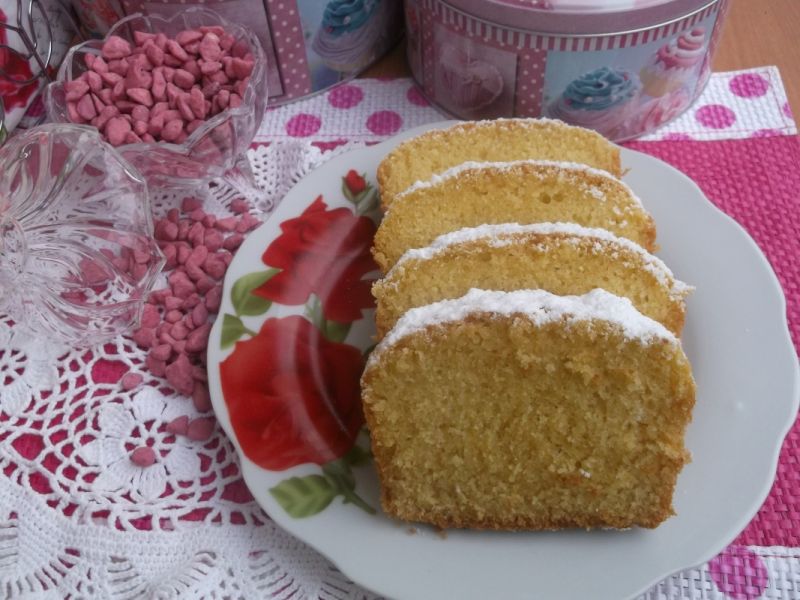 Ciasto maślane z rumowo-cytrusową nutką Ciasto maślane z rumowo-cytrusową nutką