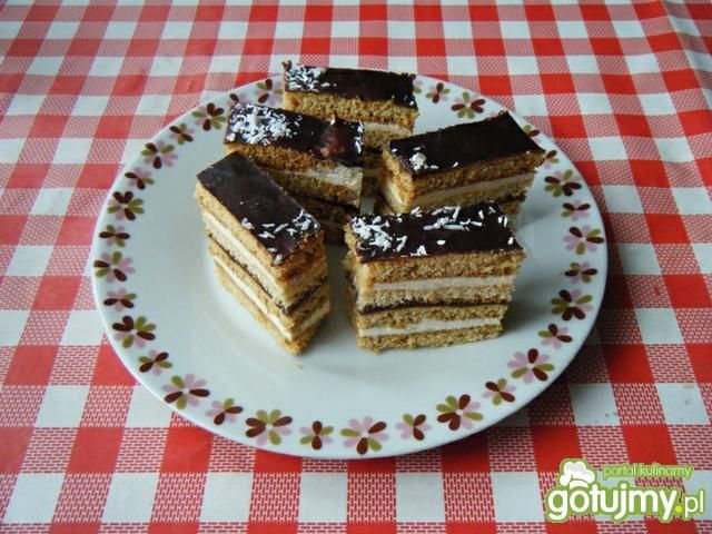 Ciasto miodowe z kremem i powidłami