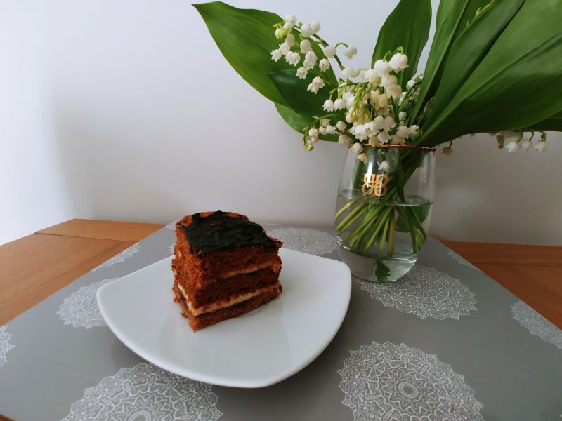 Ciasto miodowe z masą z kaszy manny Ciasto miodowe z masą z kaszy manny