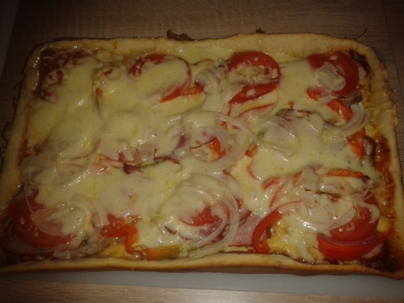 ciasto na  mega pizze dla 4osób ciasto na  mega pizze dla 4osób