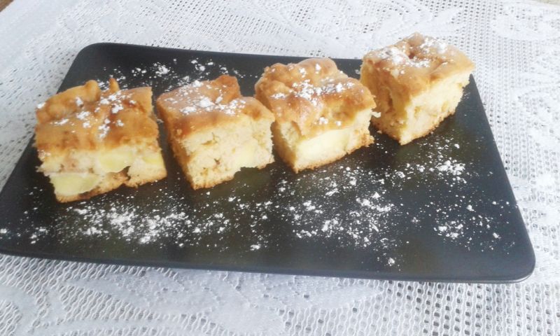 Ciasto na oleju z jabłkami