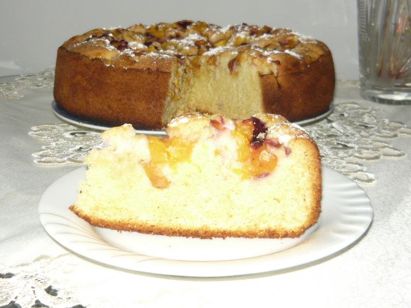 Ciasto na oleju z nektarynkami Ciasto na oleju z nektarynkami